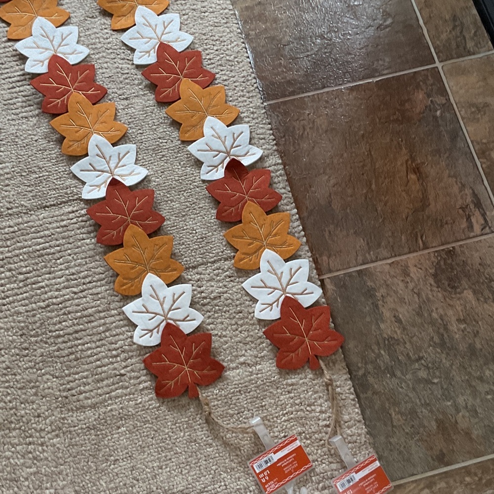 Set of 2 Autumn Leaf Garland made from felt.